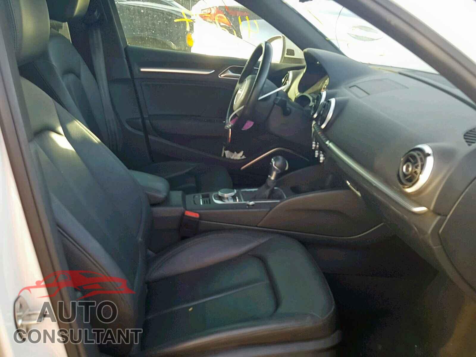 AUDI A3 2016 - WAUC7GFF2G1055998
