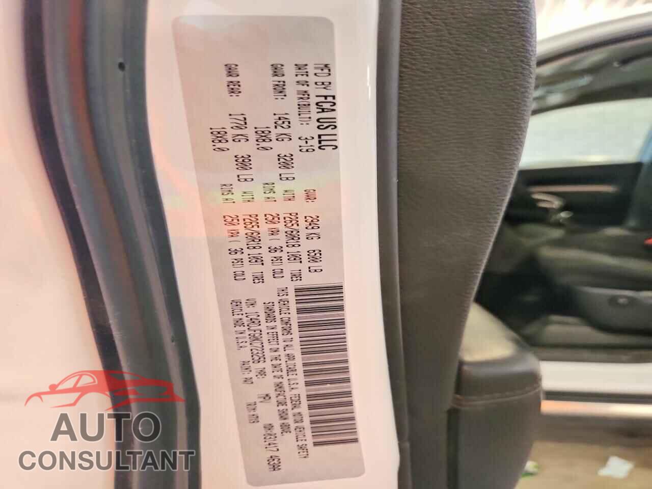 DODGE DURANGO 2019 - 1C4RDJFG0KC723256