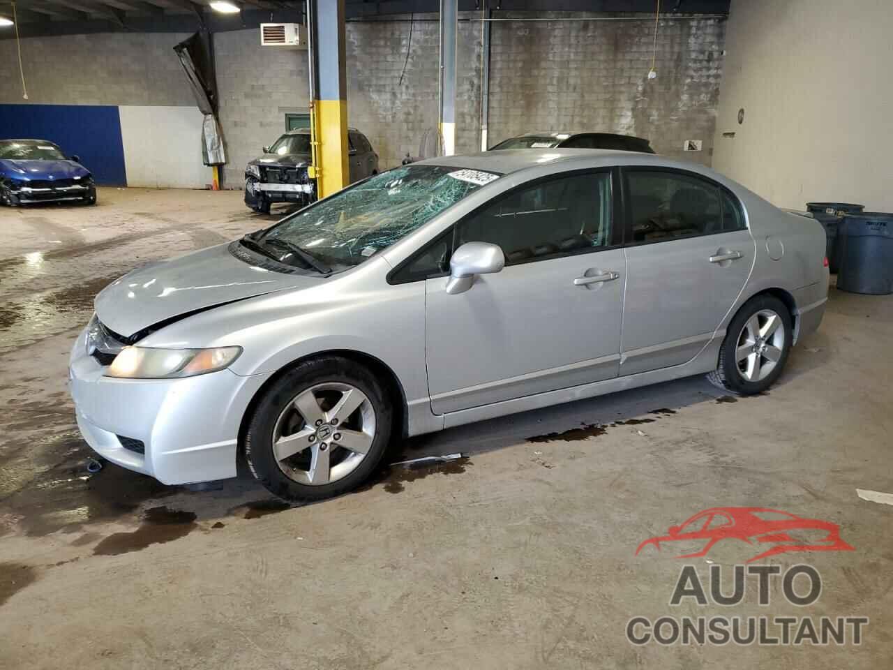 HONDA CIVIC 2011 - 2HGFA1F68BH528264