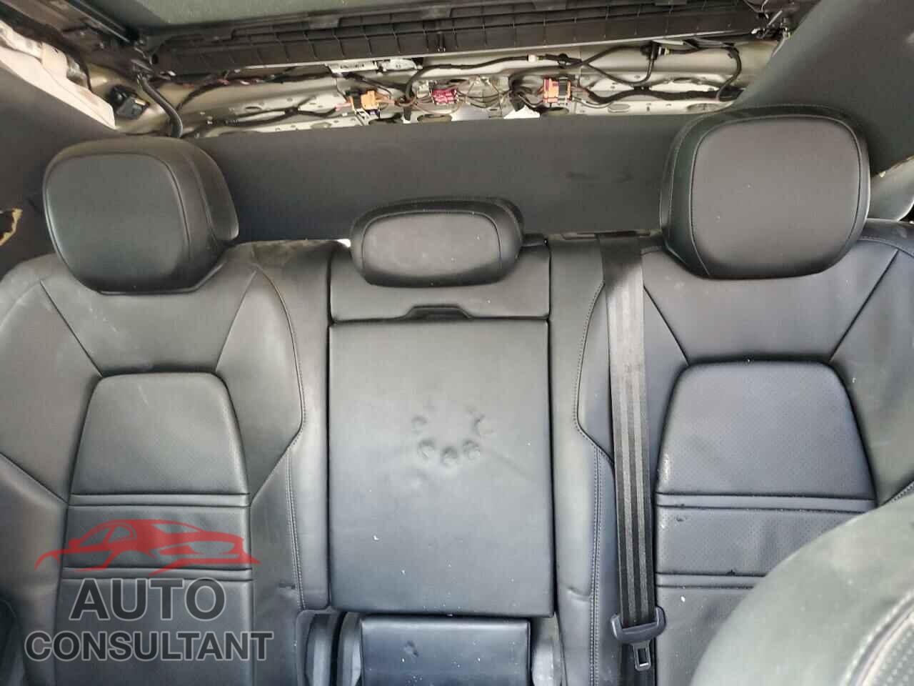 PORSCHE CAYENNE 2021 - WP1AA2AY3MDA03232