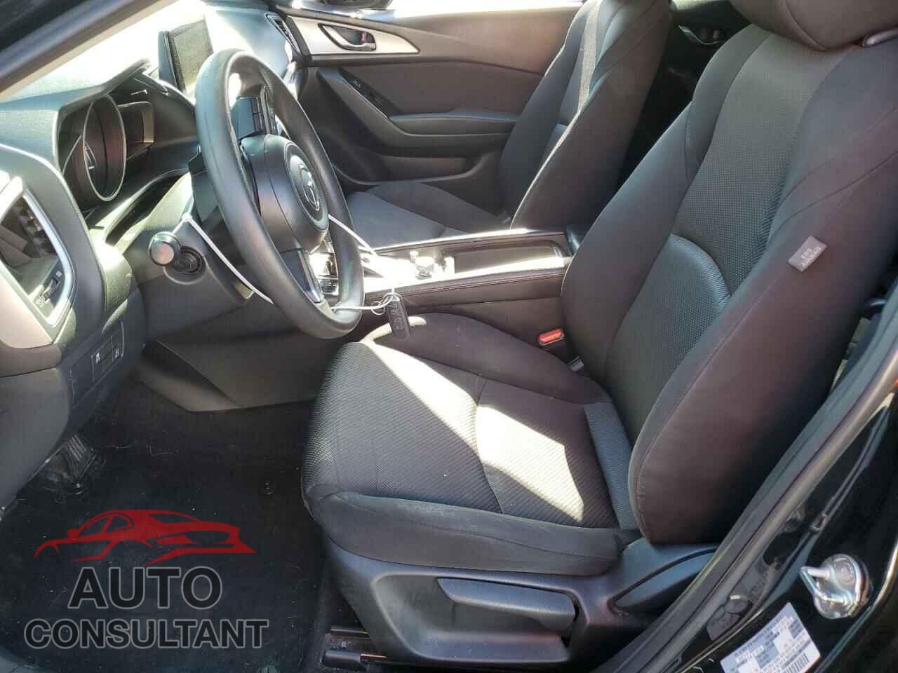MAZDA 3 2017 - 3MZBN1U70HM112861