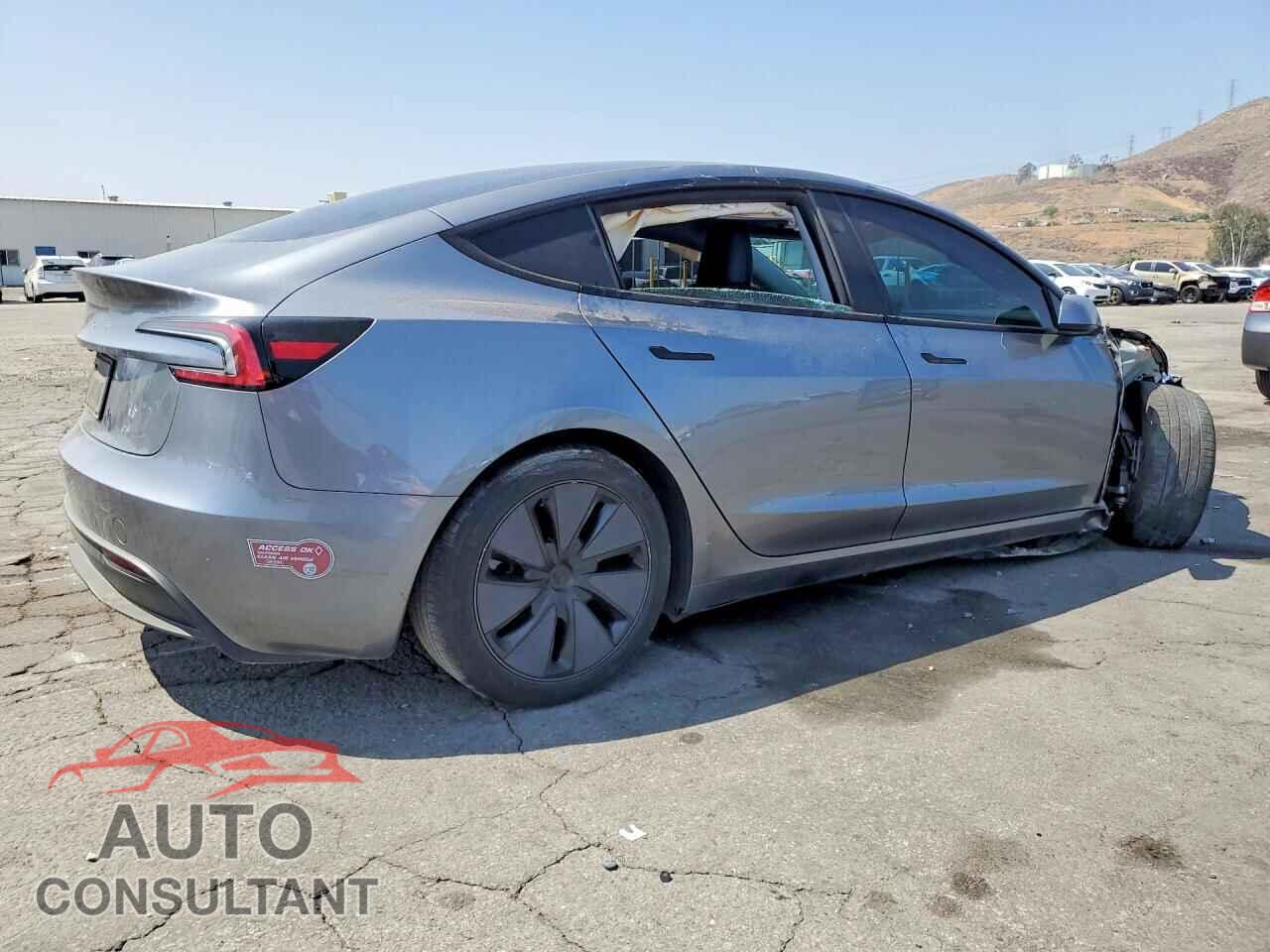 TESLA MODEL 3 2024 - 5YJ3E1EA9RF869491