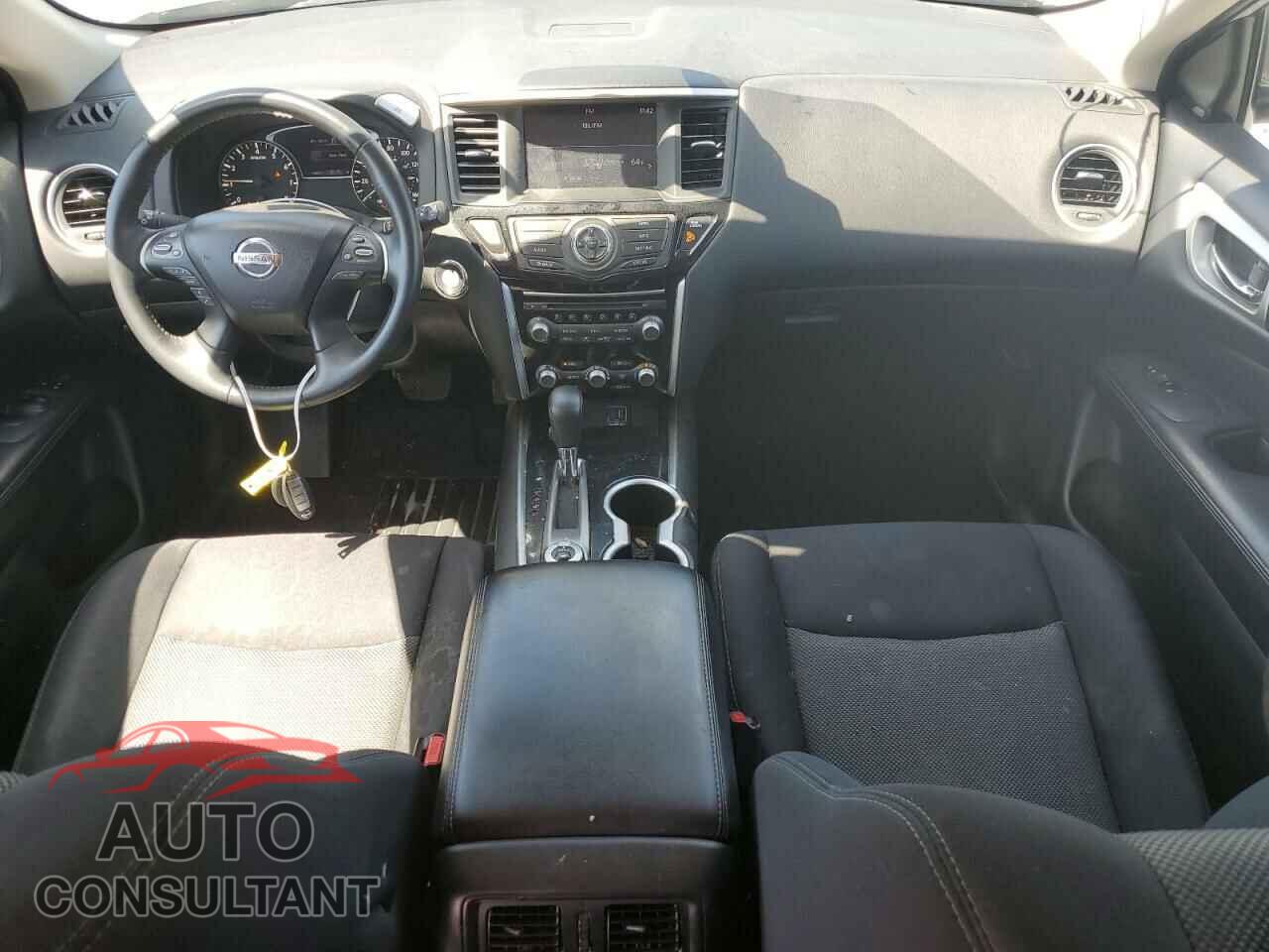 NISSAN PATHFINDER 2019 - 5N1DR2MM8KC628787