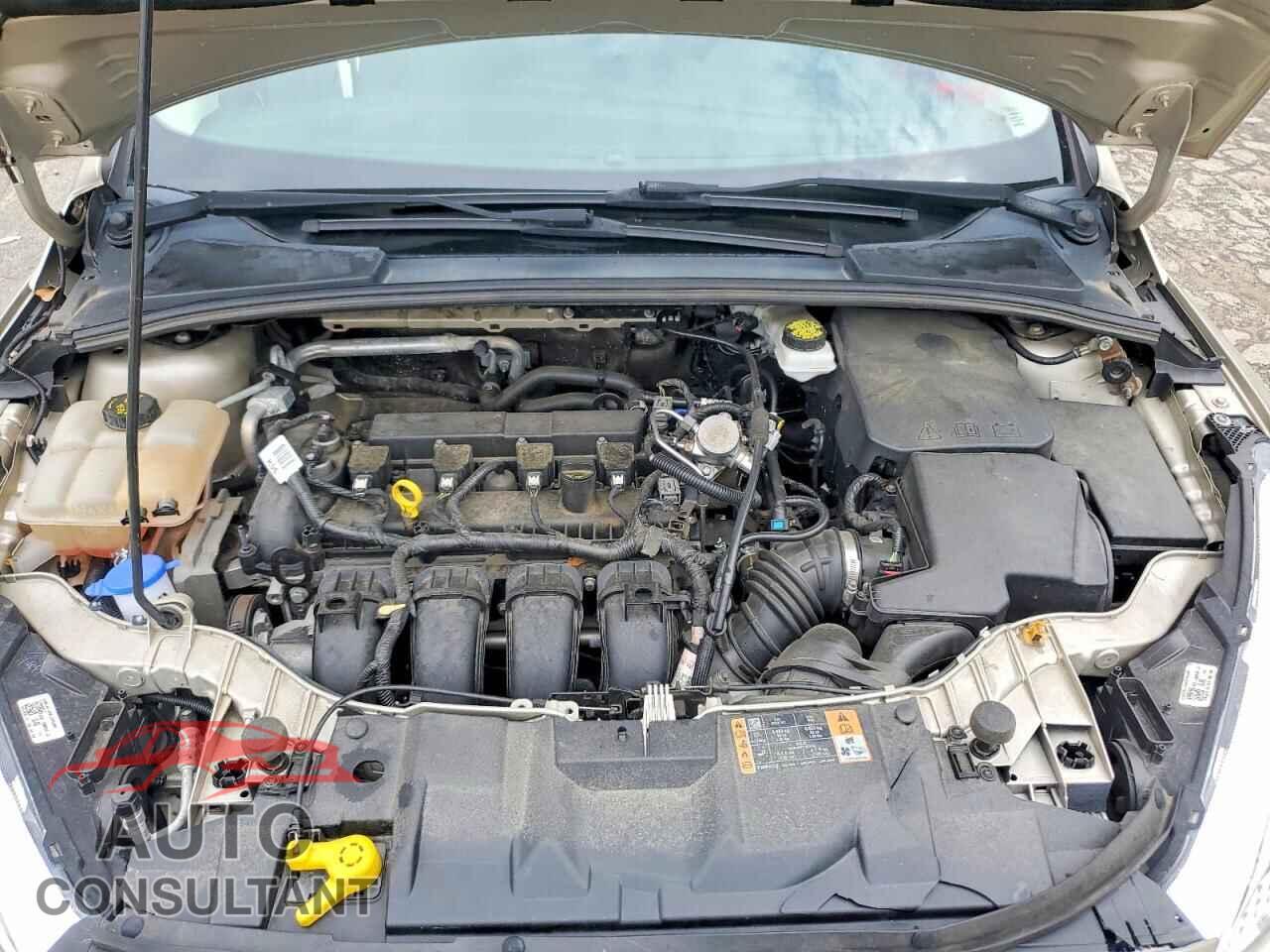 FORD FOCUS 2018 - 1FADP3F23JL209097