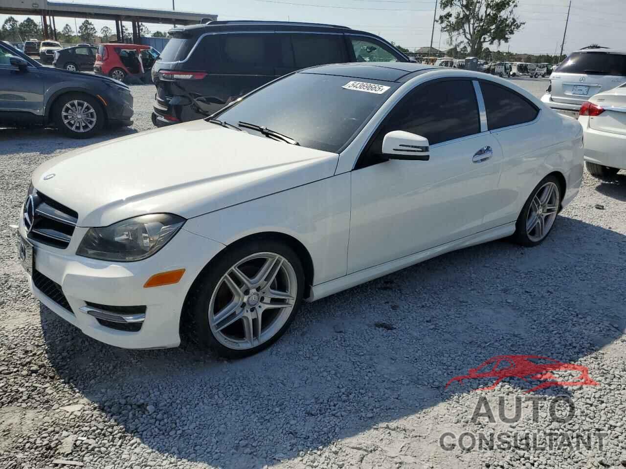 MERCEDES-BENZ C-CLASS 2014 - WDDGJ4HB8EG283812