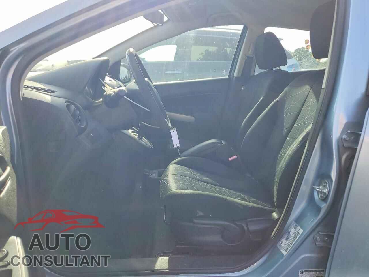 MAZDA 2 2013 - JM1DE1KY2D0163847
