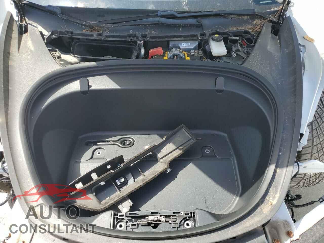 TESLA MODEL 3 2019 - 5YJ3E1EA4KF464712