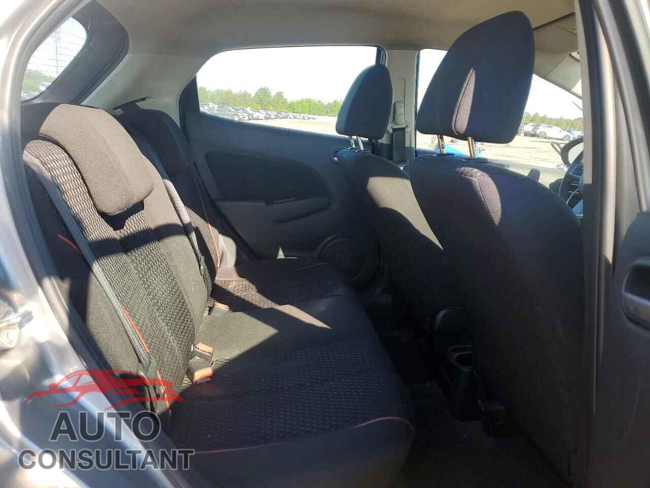 MAZDA 2 2011 - JM1DE1HZ2B0101264