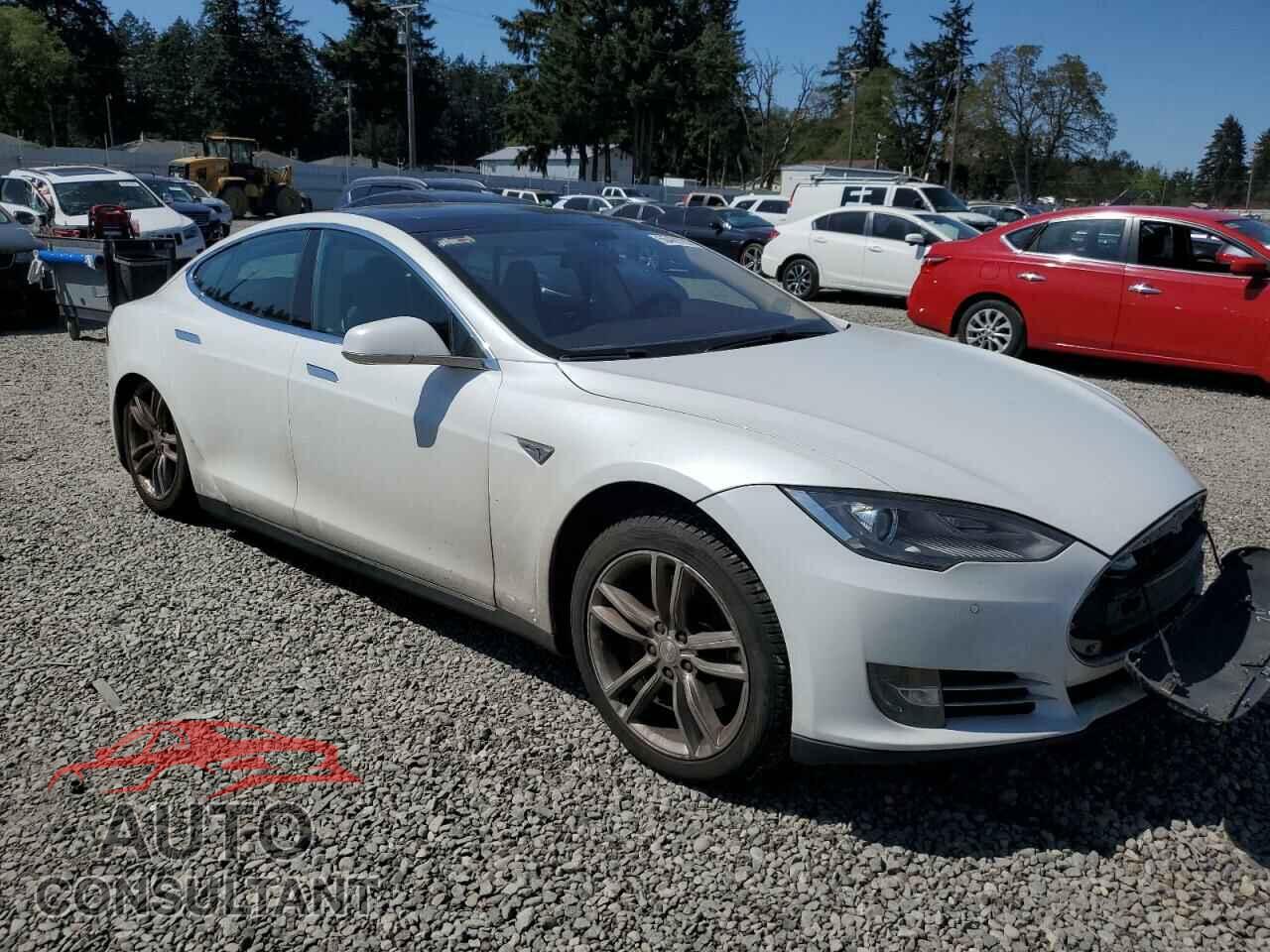 TESLA MODEL S 2014 - 5YJSA1H12EFP51909