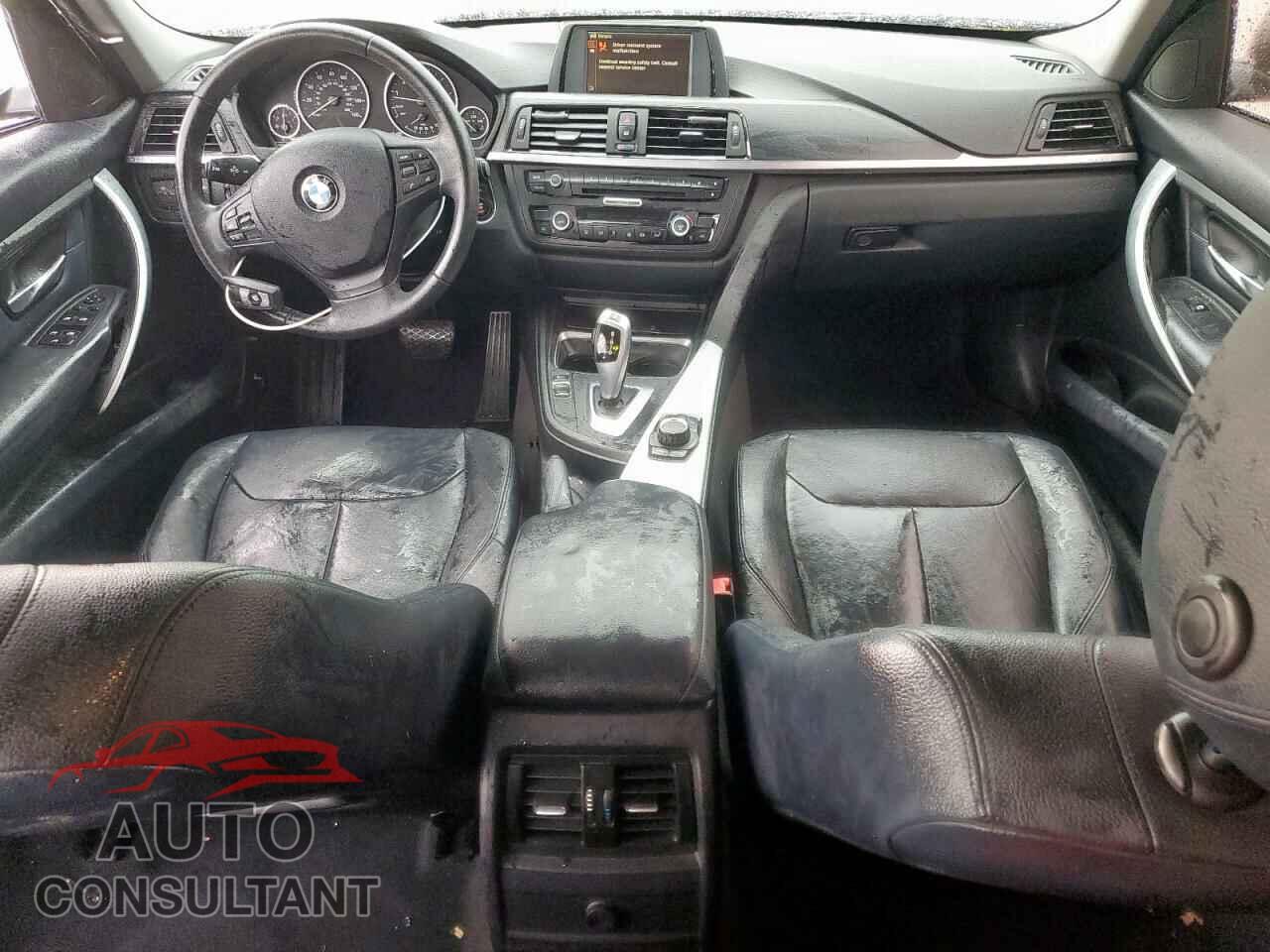 BMW 3 SERIES 2013 - WBA3A5G53DNP19533
