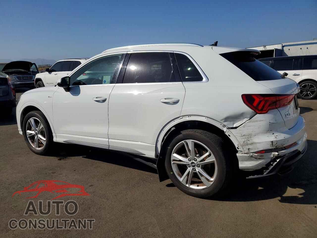 AUDI Q3 2022 - WA1EECF31N1008159