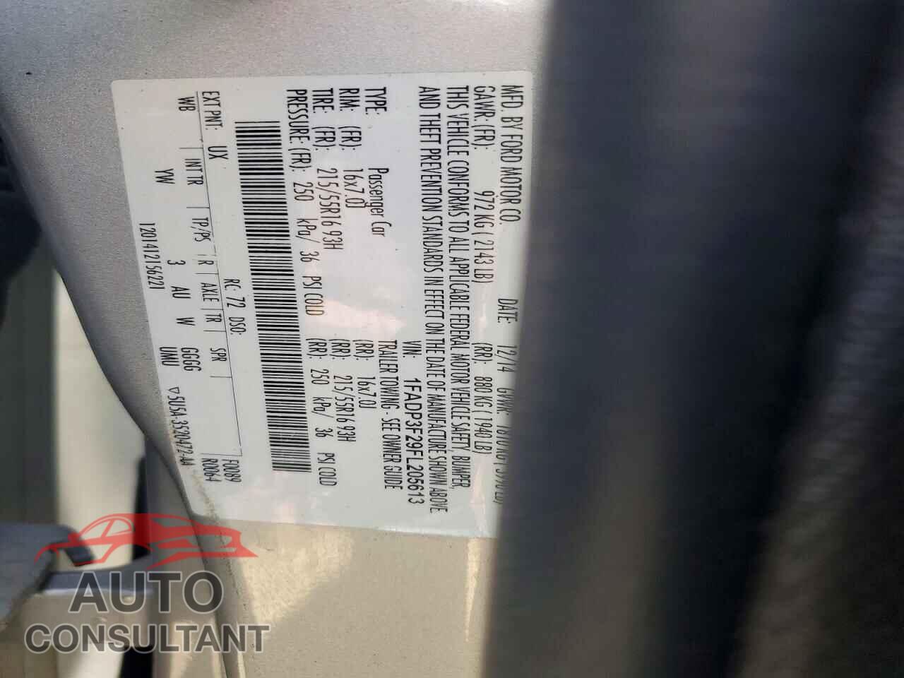 FORD FOCUS 2015 - 1FADP3F29FL205613