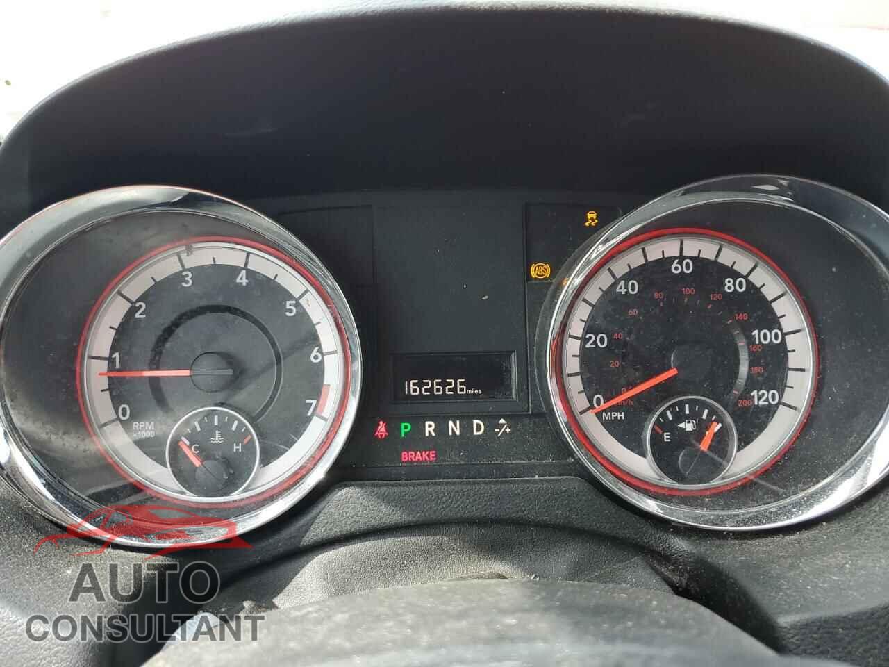 DODGE CARAVAN 2015 - 2C4RDGBG2FR690041