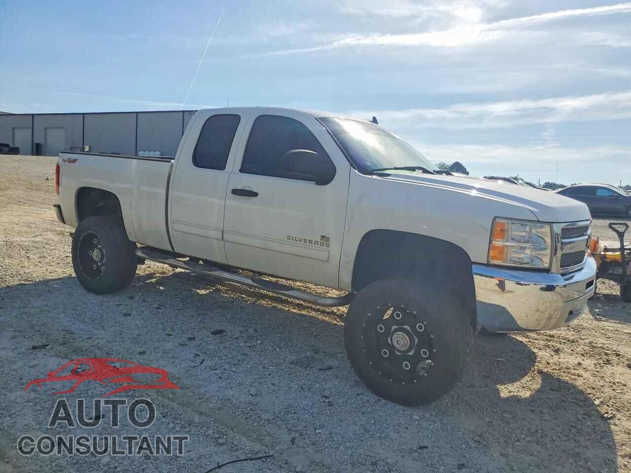 CHEVROLET SILVERADO 2013 - 1GCRKREA1DZ268015