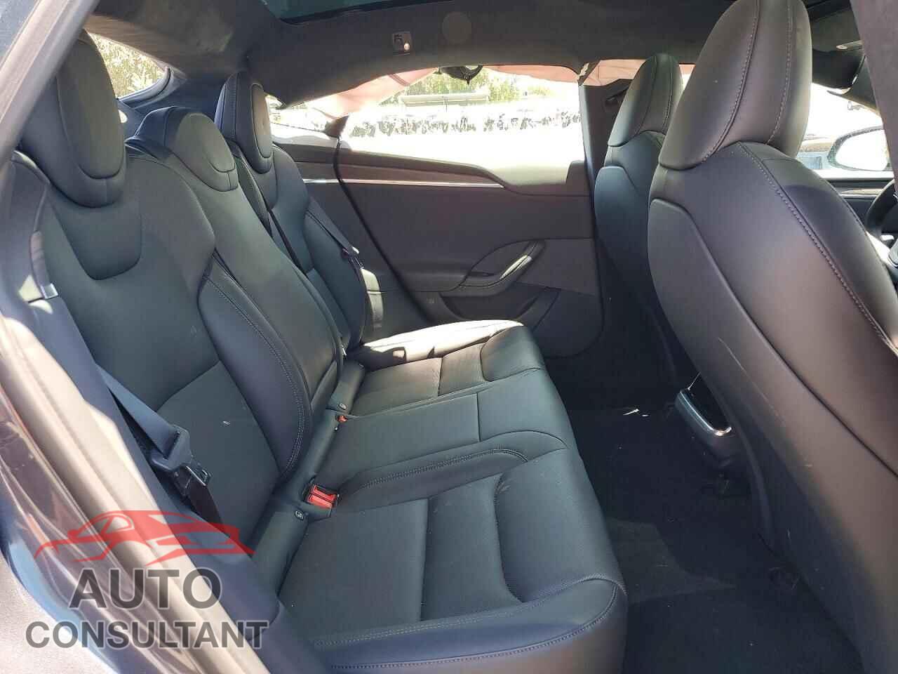 TESLA MODEL S 2023 - 5YJSA1E53PF500181