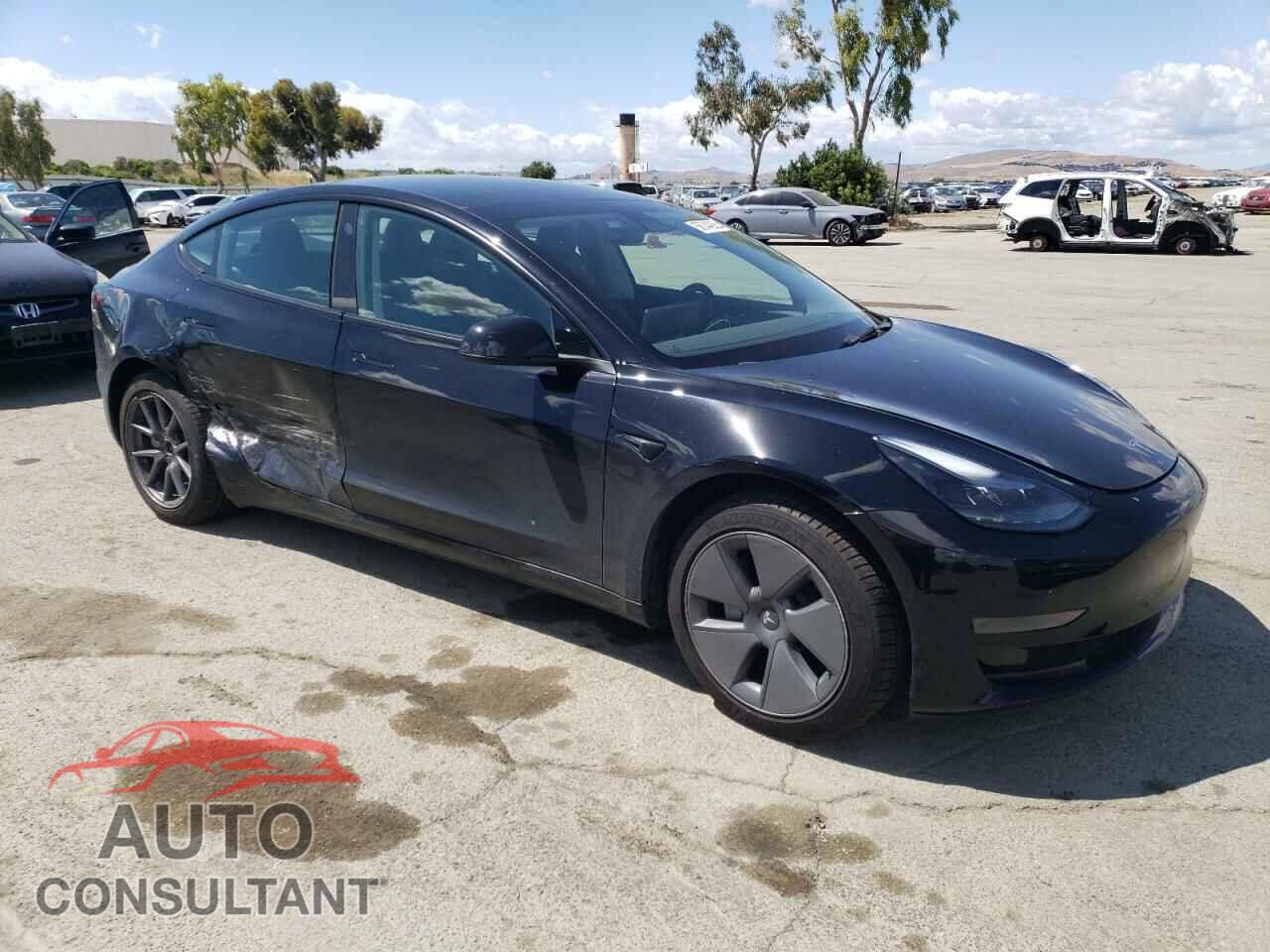 TESLA MODEL 3 2022 - 5YJ3E1EA7NF301895