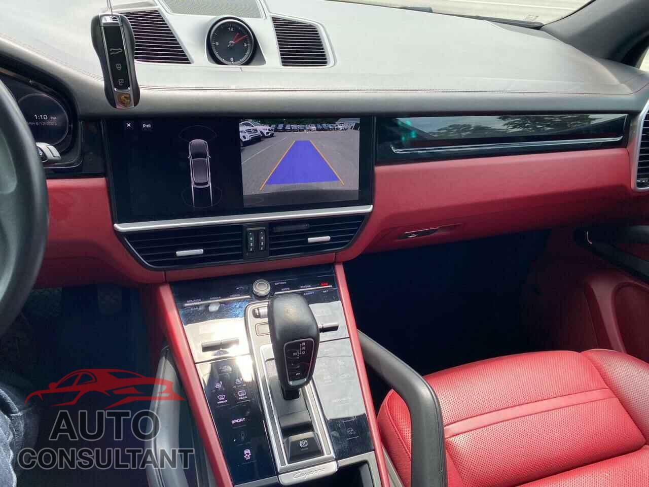 PORSCHE CAYENNE 2019 - WP1AA2AY8KDA04163