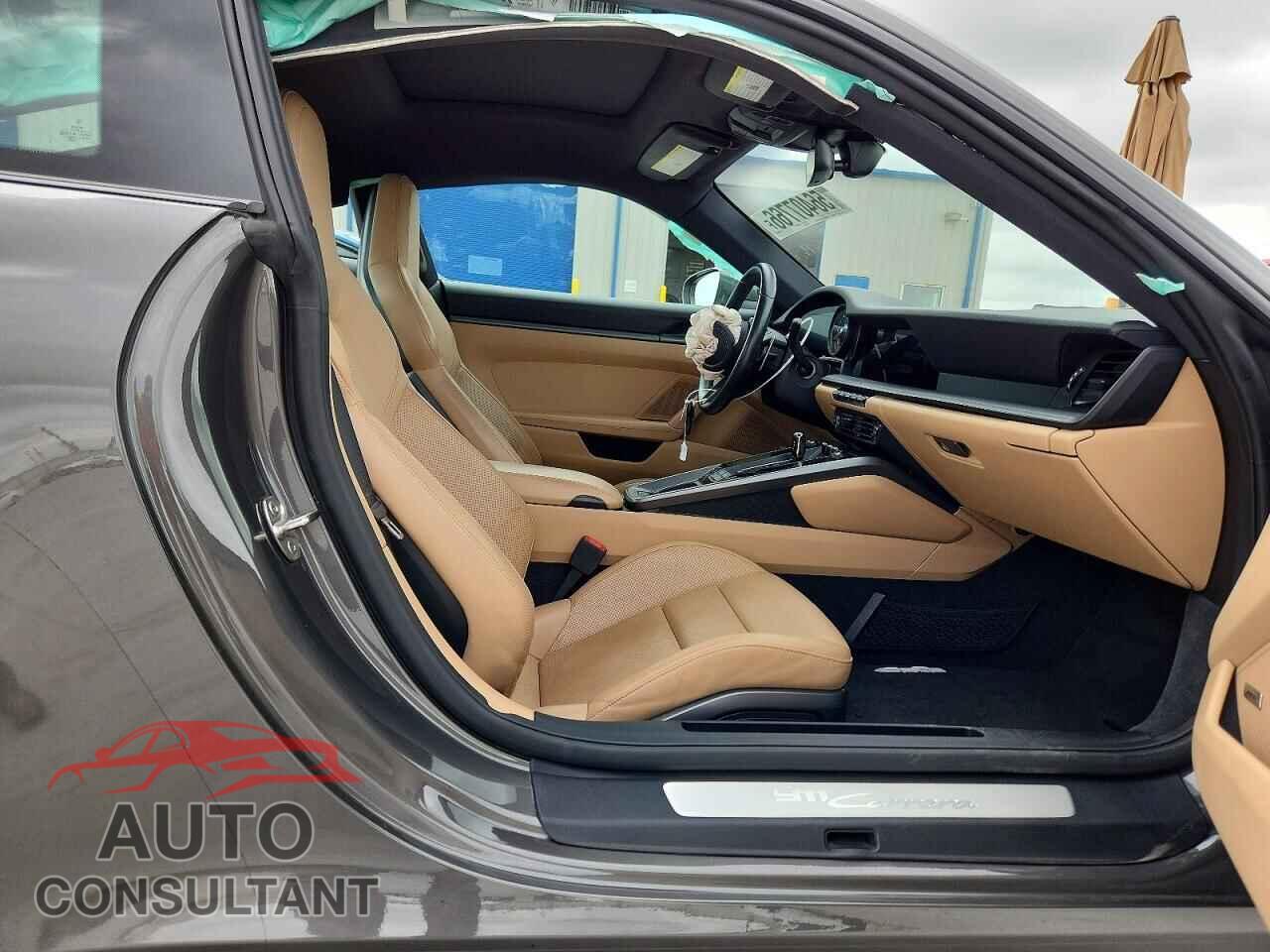 PORSCHE 911 2021 - WP0AA2A94MS205213