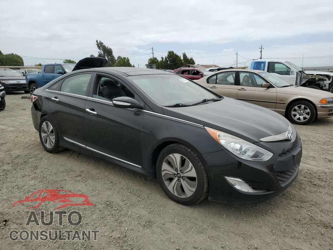 HYUNDAI SONATA 2014 - KMHEC4A4XEA111190