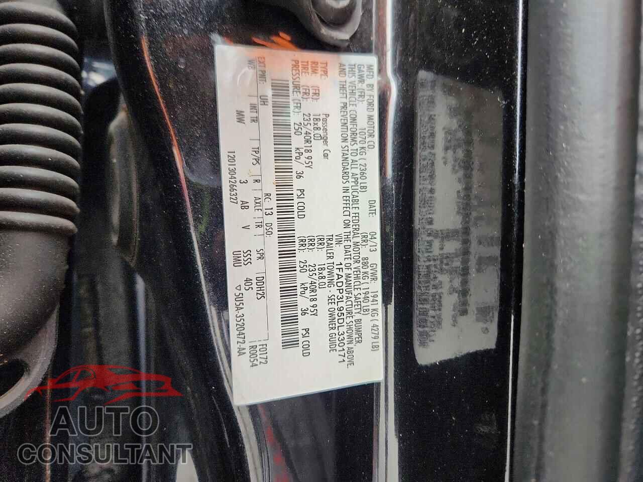 FORD FOCUS 2013 - 1FADP3L95DL330171