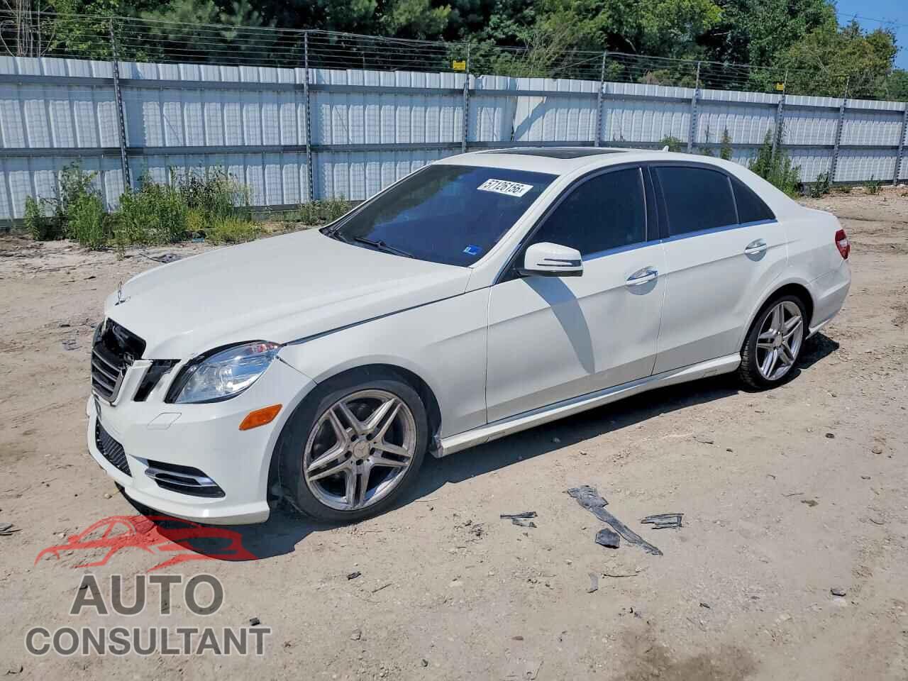 MERCEDES-BENZ E-CLASS 2012 - WDDHF5KB1CA527210