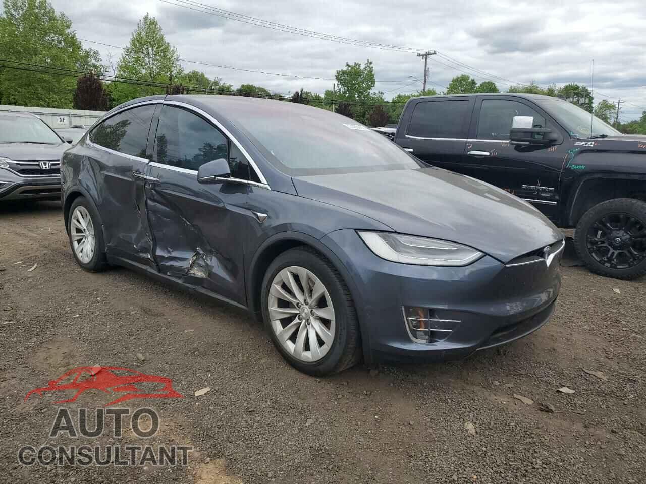 TESLA MODEL X 2020 - 5YJXCBE25LF242574