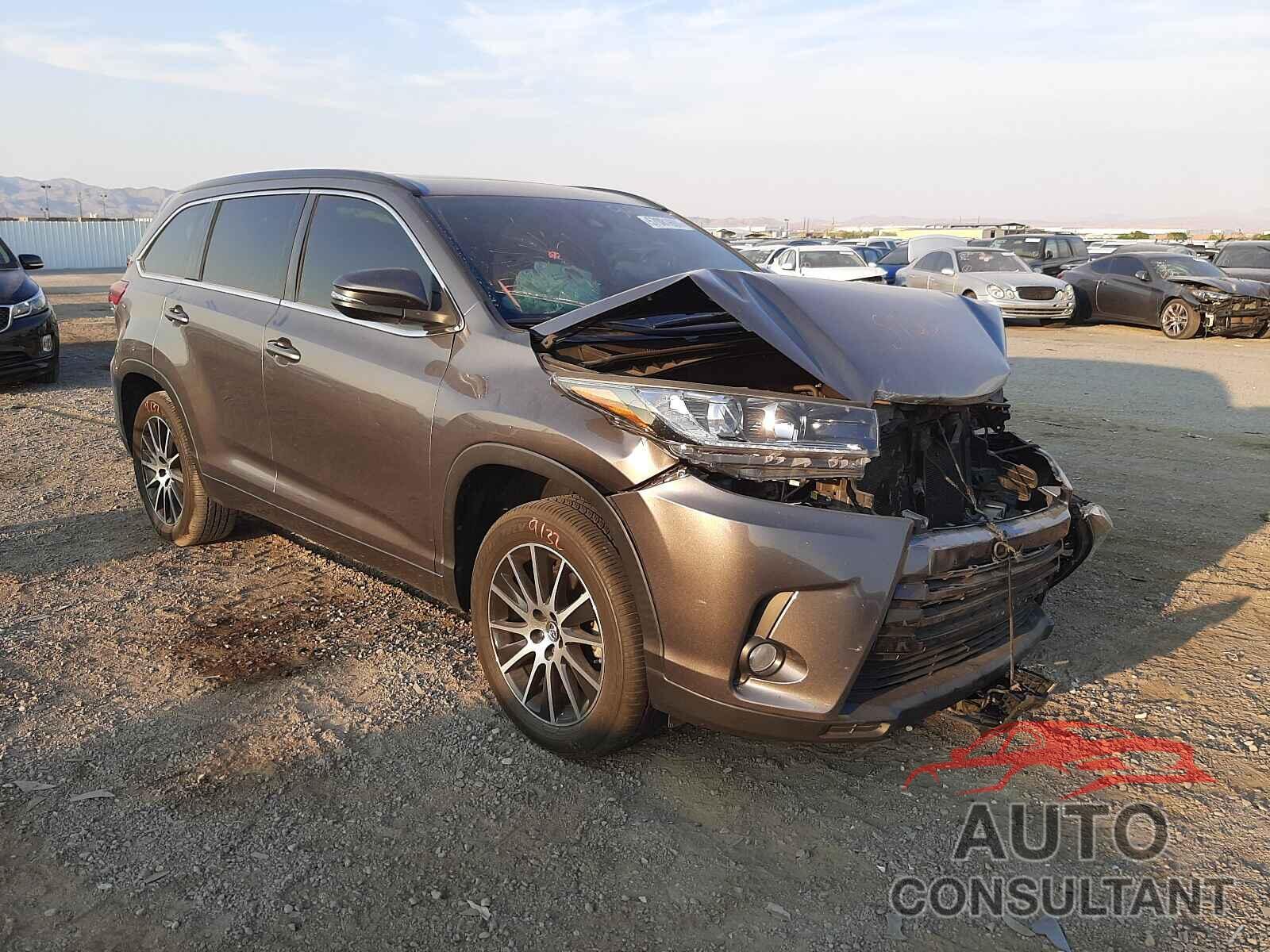 TOYOTA HIGHLANDER 2017 - 5TDKZRFH3HS516877