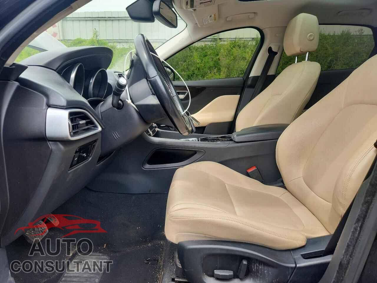 JAGUAR F-PACE 2017 - SADCS2BV8HA061263