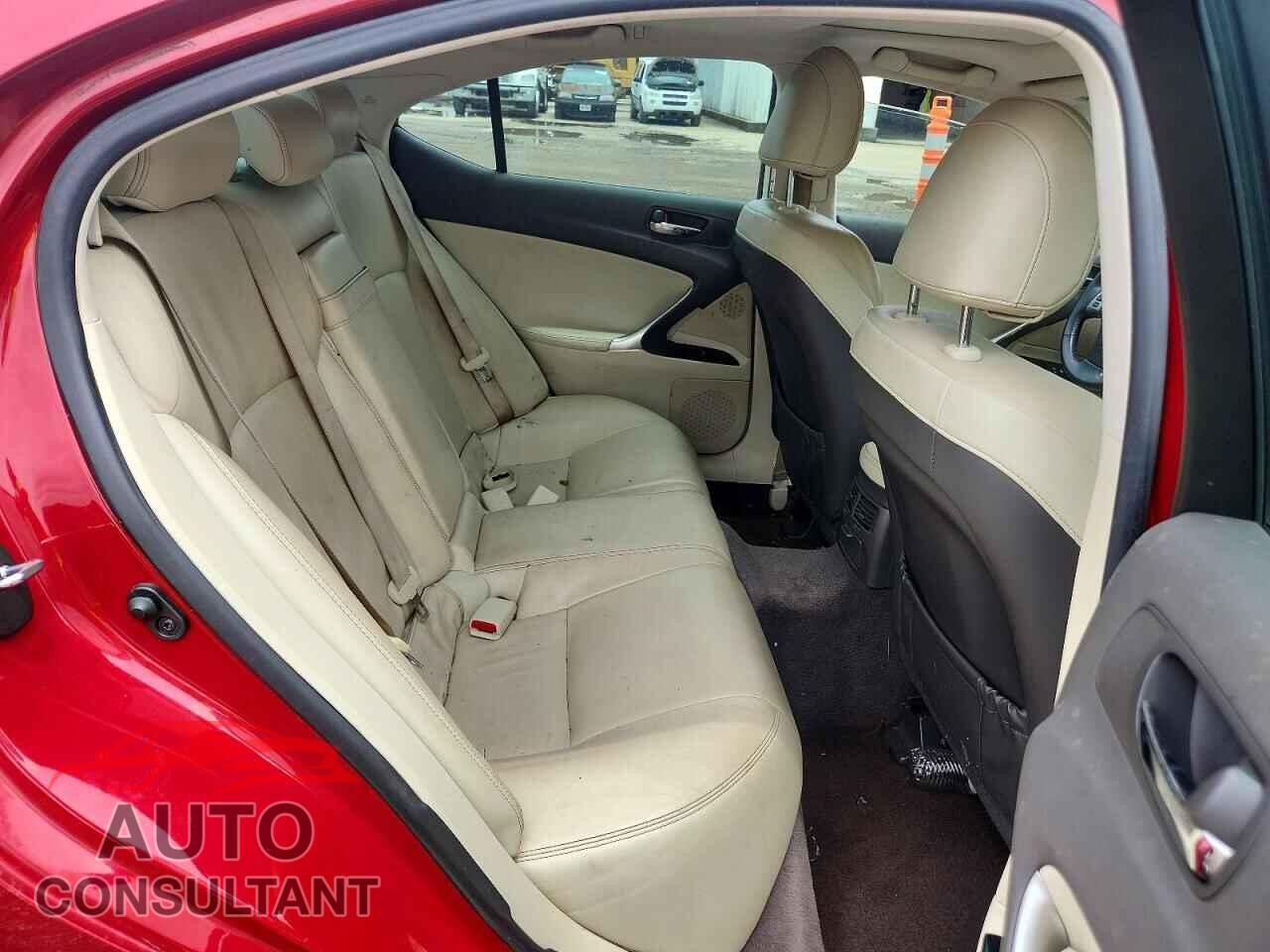 LEXUS IS 2012 - JTHBF5C25C5169020