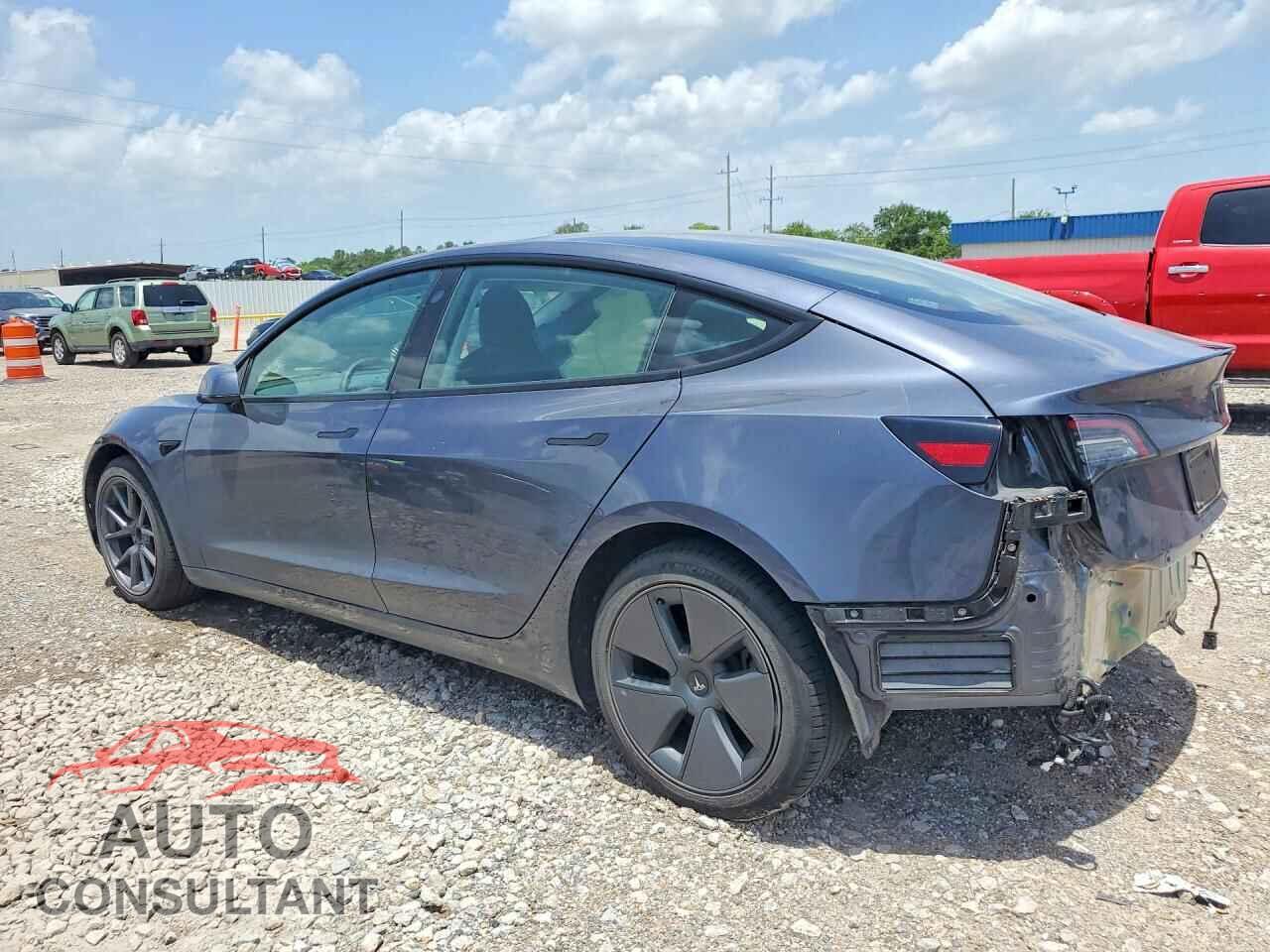 TESLA MODEL 3 2023 - 5YJ3E1EA3PF585271