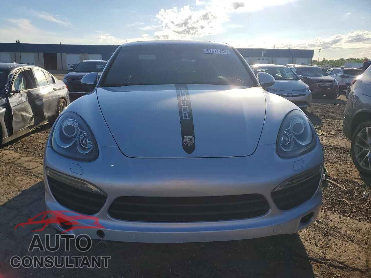 PORSCHE CAYENNE 2012 - WP1AA2A26CLA09784