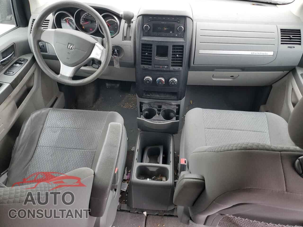 DODGE CARAVAN 2010 - 2D4RN4DE9AR443389