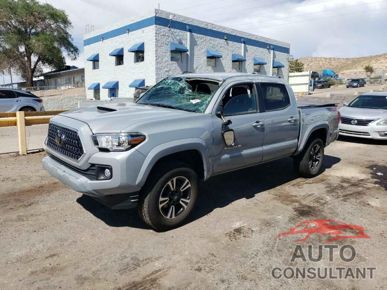 TOYOTA TACOMA 2019 - 5TFCZ5AN7KX205870