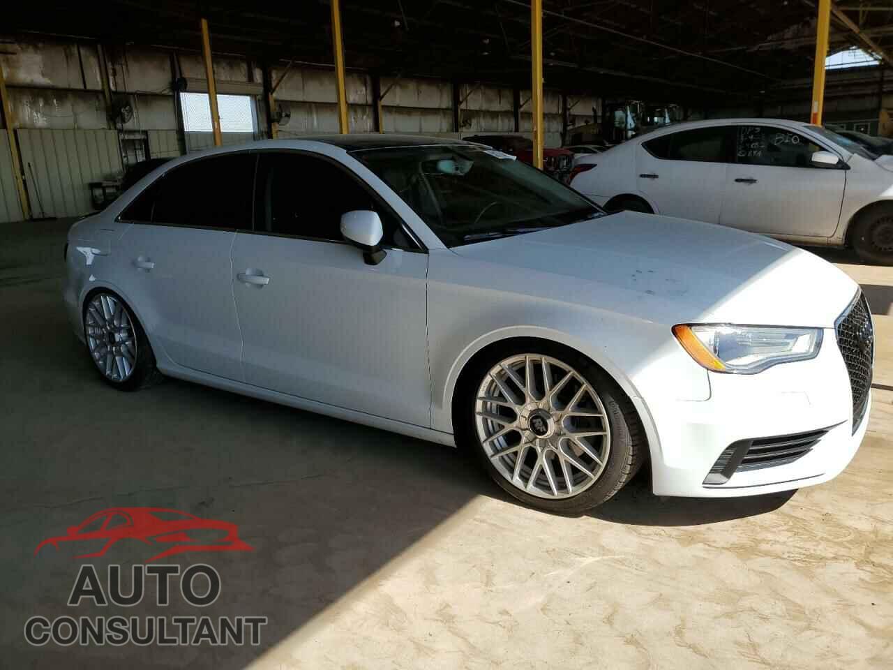 AUDI A3 2015 - WAUEFGFF8F1028704