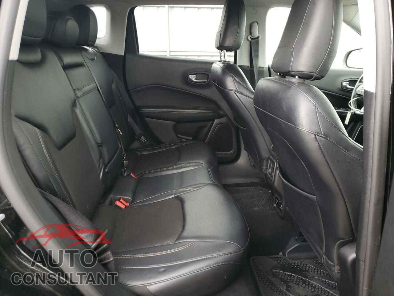 JEEP COMPASS 2017 - 3C4NJDBB1HT650771