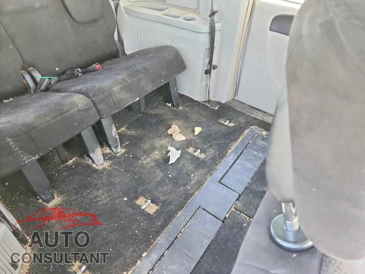 DODGE CARAVAN 2011 - 2D4RN5DG5BR650113