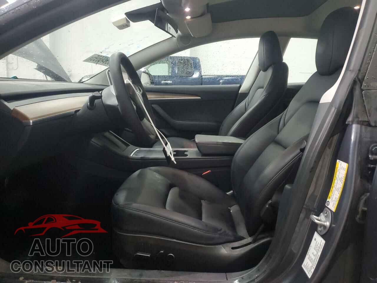 TESLA MODEL 3 2023 - 5YJ3E1EA6PF655555