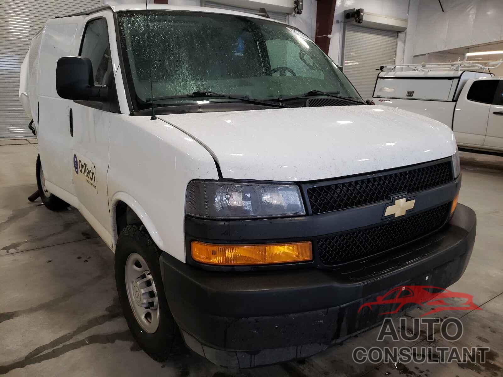 CHEVROLET EXPRESS 2020 - 1GCWGAFP8L1161386