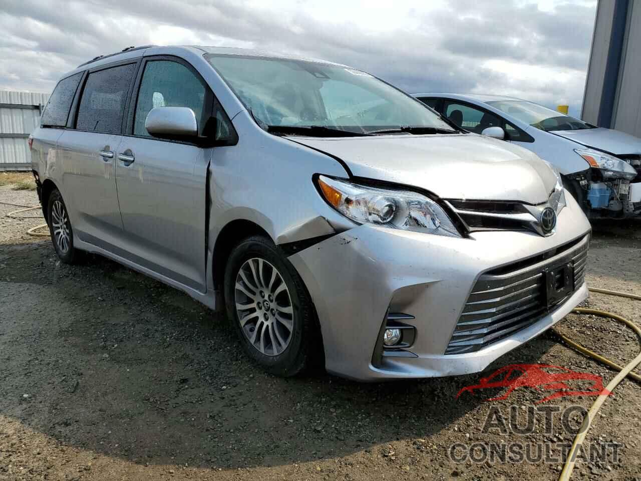 TOYOTA SIENNA 2018 - 5TDYZ3DC7JS944309