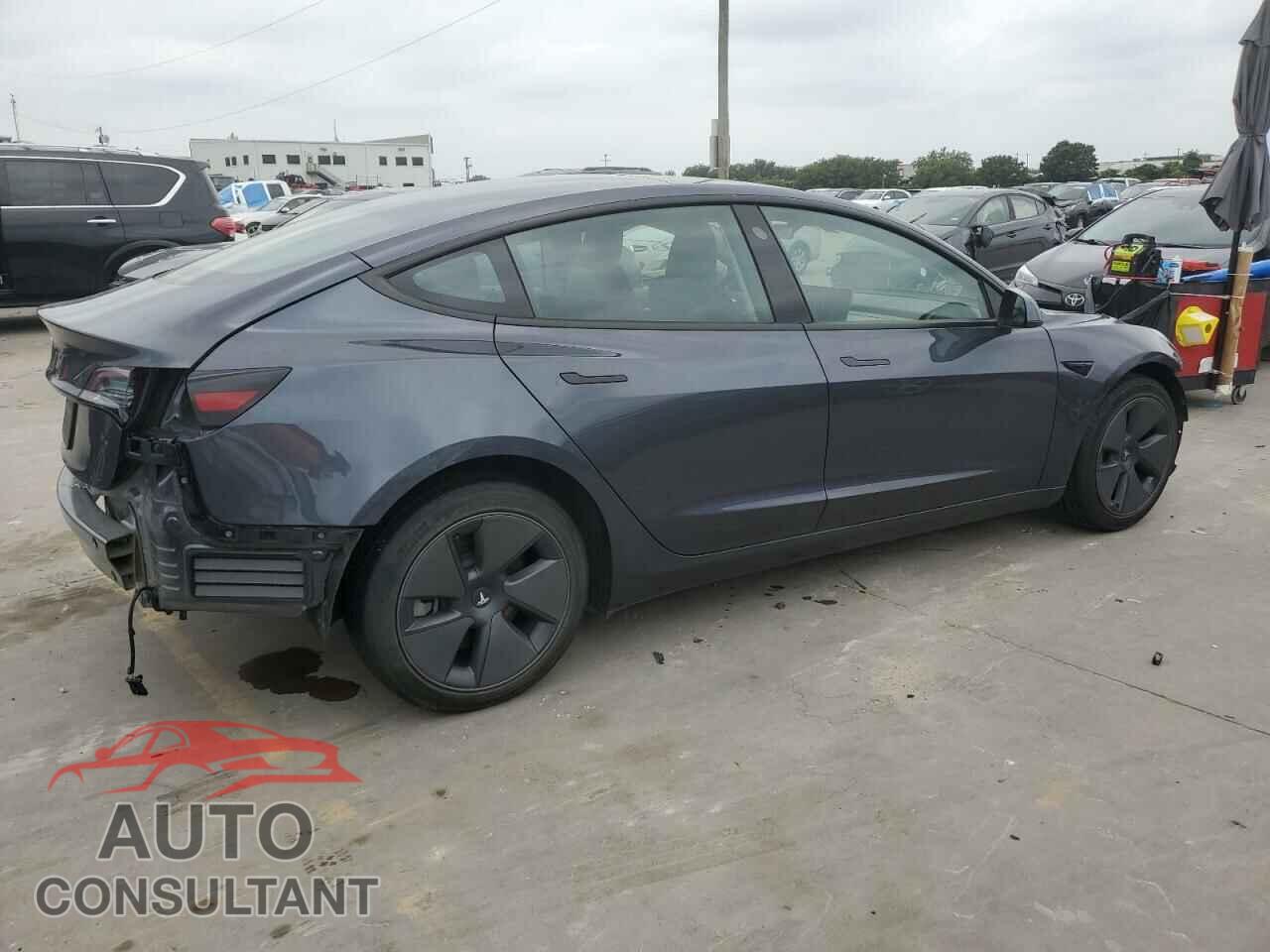 TESLA MODEL 3 2023 - 5YJ3E1EA1PF493592