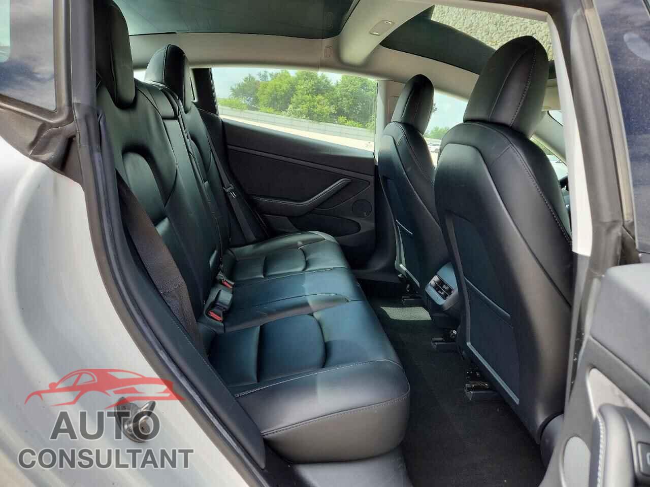 TESLA MODEL 3 2021 - 5YJ3E1EA7MF069636