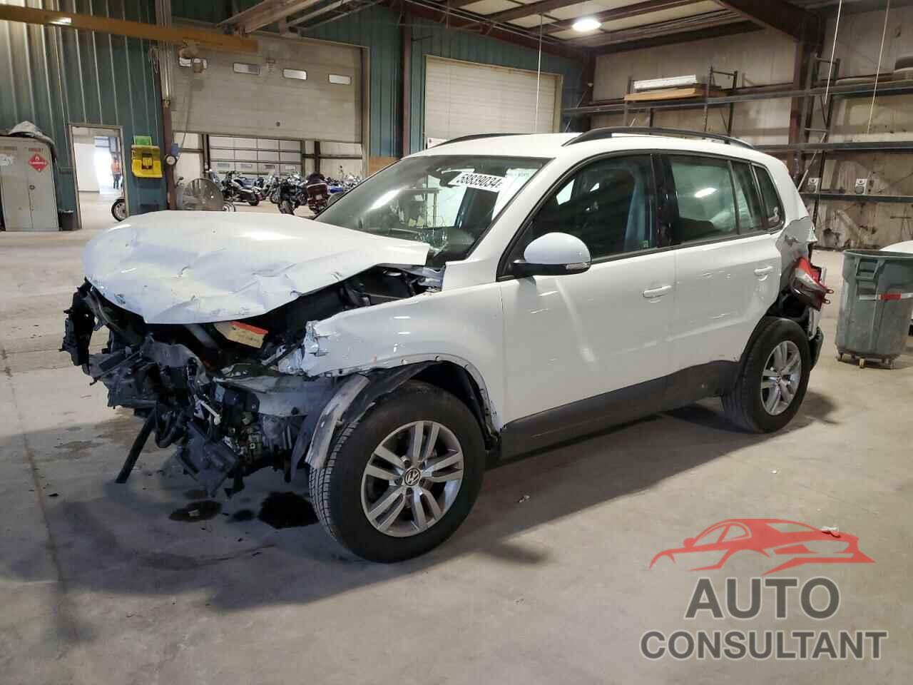 VOLKSWAGEN TIGUAN 2016 - WVGAV7AX6GW003921