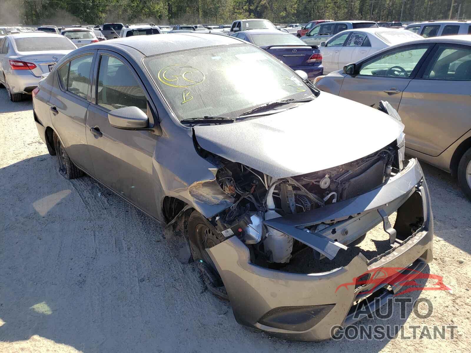 NISSAN VERSA 2018 - 3N1CN7AP4JL843712