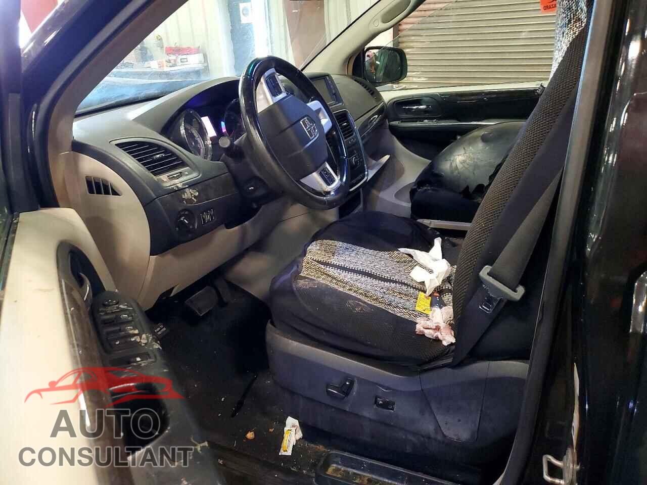 DODGE CARAVAN 2011 - 2D4RN5DG8BR660893