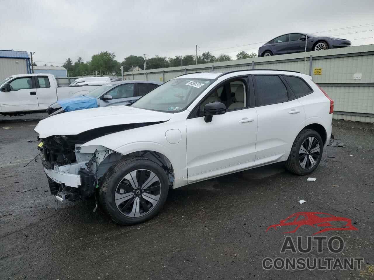 VOLVO XC60 PLUS 2024 - YV4H60DL4R1873955