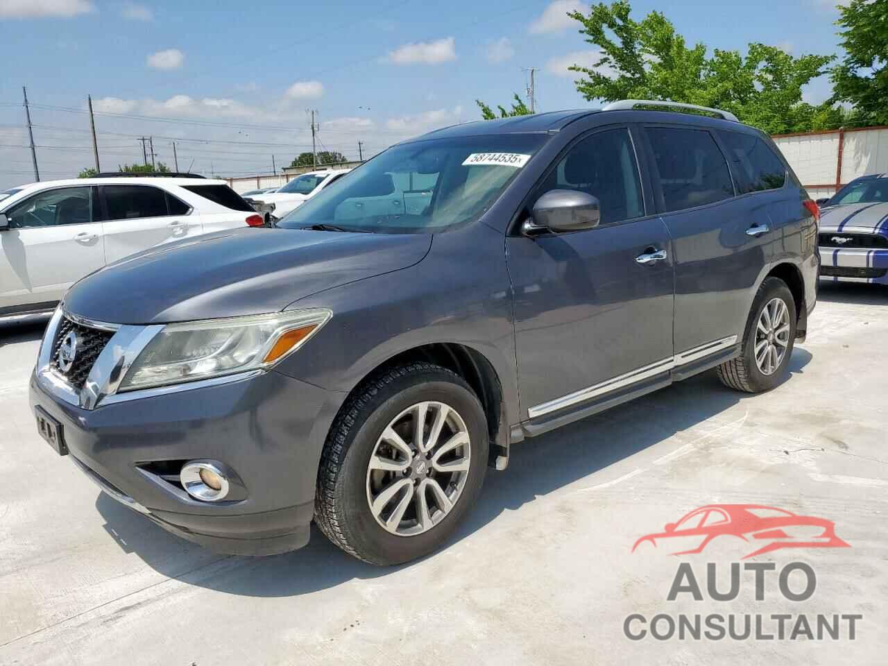 NISSAN PATHFINDER 2013 - 5N1AR2MN3DC632194