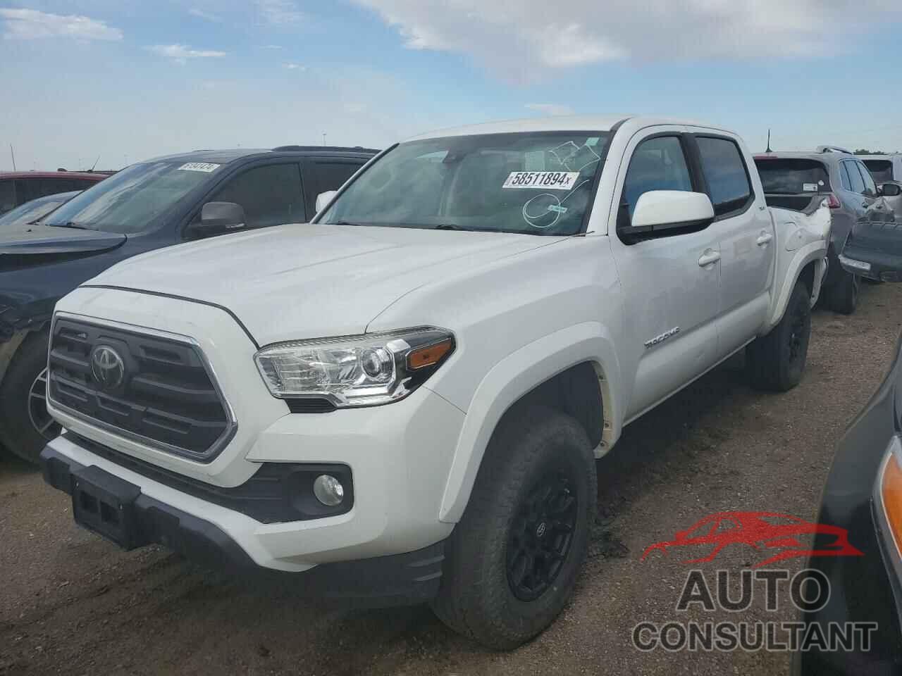 TOYOTA TACOMA 2019 - 3TMCZ5AN5KM230630