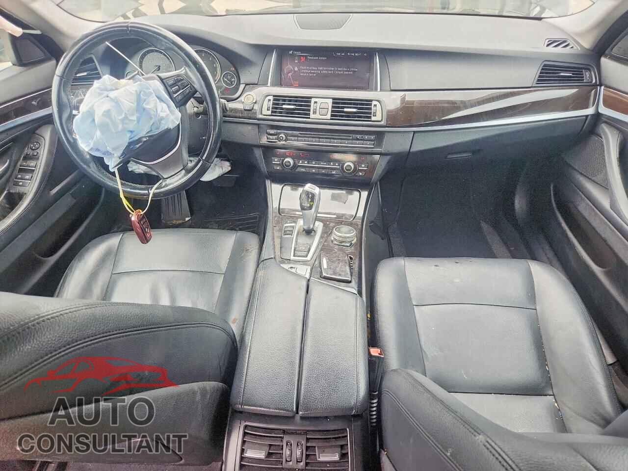 BMW 5 SERIES 2015 - WBA5A5C54FD518828