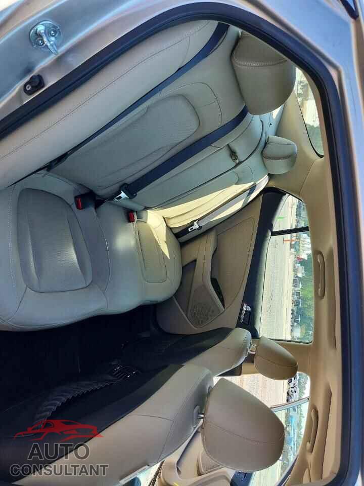 KIA OPTIMA 2011 - KNAGN4A75B5086363