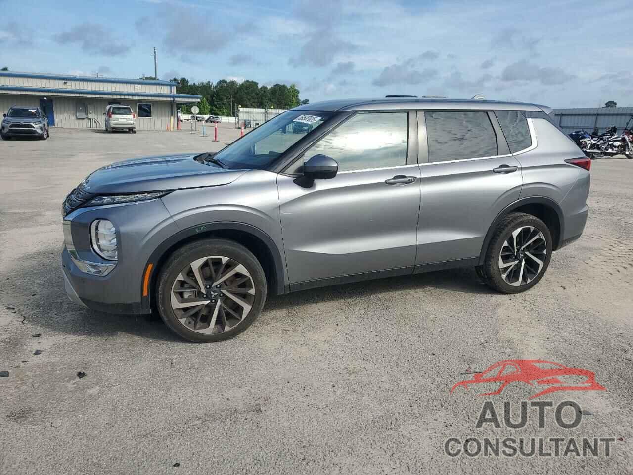 MITSUBISHI OUTLANDER 2023 - JA4J3UA88PZ041791